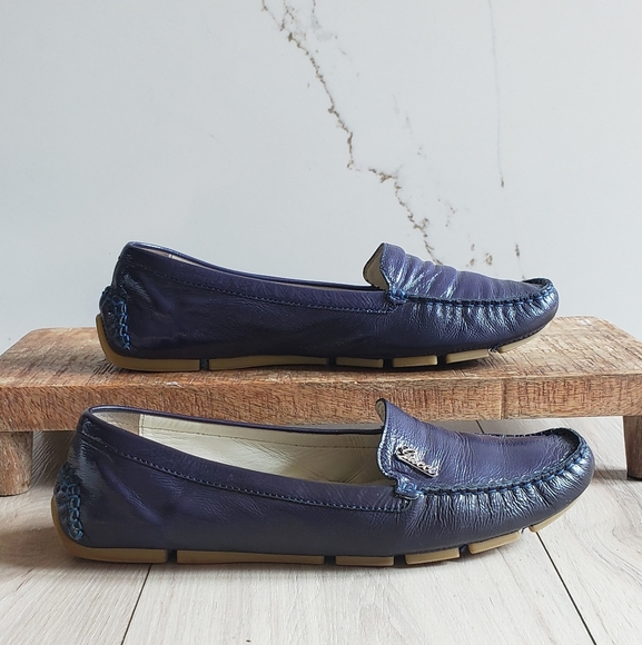 Gucci Patent Leather Loafers Women Purple Slip-On Luxury Flats